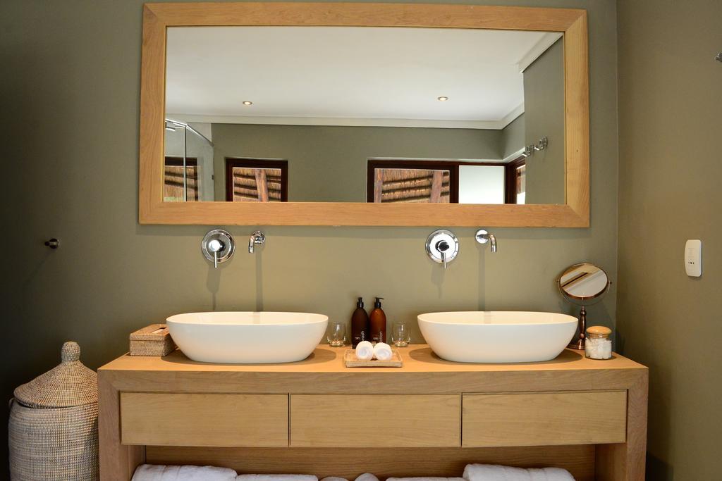 Mhondoro Safari Lodge & Villa 威尔吉旺登禁猎区 外观 照片